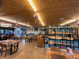 Curumim Forno E Café