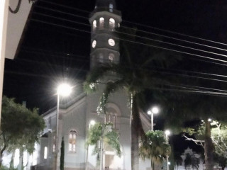 Vila Serena E Mura Kamis Sushi