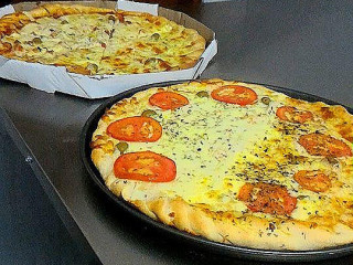 King Pizzas