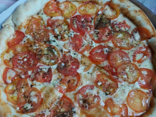 Loukos Por Pizza
