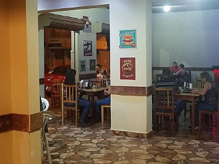 Pittsburgh Pizza E Hambúrguer