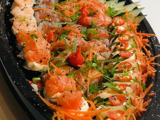 Let's Roll Temakeria Sushi