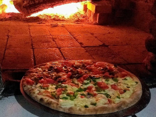 Aurora Pizzaria
