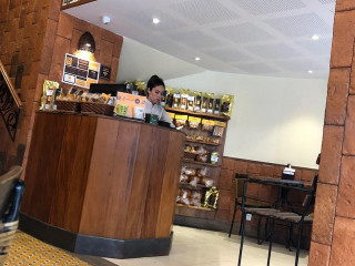 Café Cardin