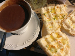 Madá Café