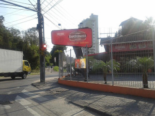 Bomburguer Lanches