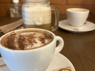 Casa De Helena Café