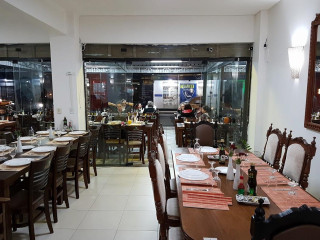 Di Roma Pizzaria E