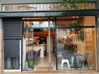 Broto Café