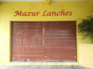 Lanches.