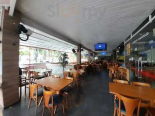 M.c. Bar E Restaurante
