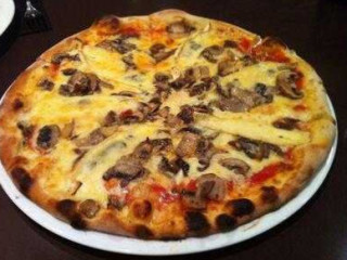 Dona Pizza