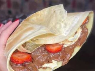 Mega Crepe