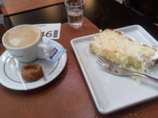 Cakespot Café