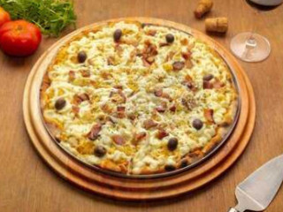 Maddiê Almoco E Pizza