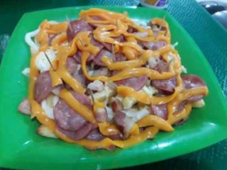Leony Lanches