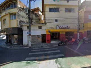 Antonella Lanches