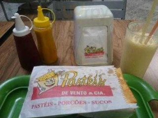 Pasteis De Vento Cia