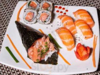 Loucura Sushi Lounge