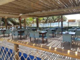Barraca De Praia E Restaurante Chega Mais Beach