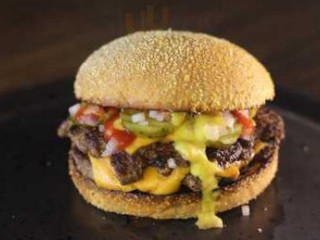 Maredu Burger Steakhouse