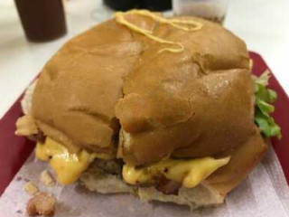 Sorveteria E Lanchonete Tropical