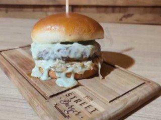 Street Burger