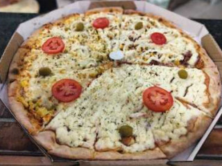 Big Pizza E Esfiharia Do Gu