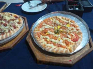 Nenito's Pizzaria