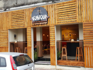 Bonjour Coffee House
