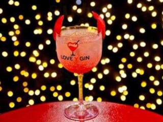 Love Y Gin