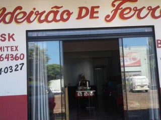 Caldeirão De Ferro