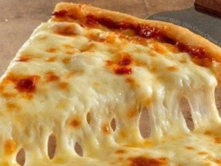 Clarita Pizza