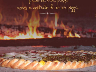 Távola Pizzaria