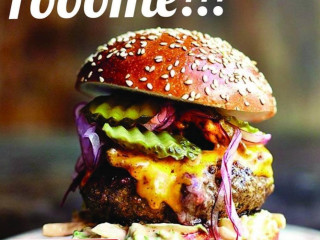 La Casa Brownie’s Burger Delivery