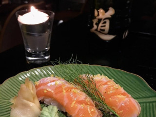 Oguru Sushi & Bar