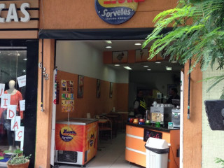 restaurant image