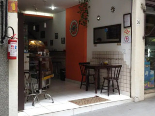 Mahrus Café