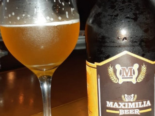 Maximilia