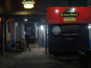 Avenida Lanches