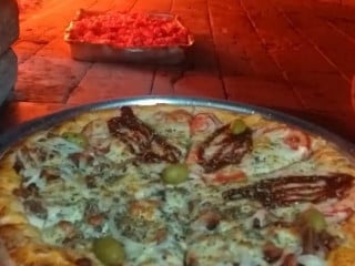 Na Lenha Espetinho E Pizzaria