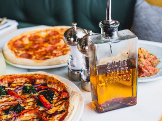 Varanda Pizzaria E Esfiharia