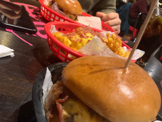 Brutos Hamburgueria