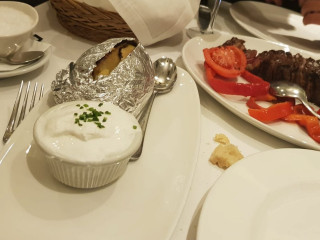 Cajuzinho Café Bistrô