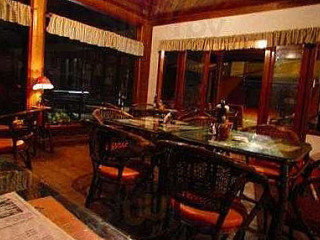 Coiote Cafe Bistro