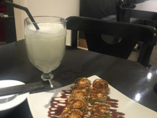 Yak Sushibar E Restaurante
