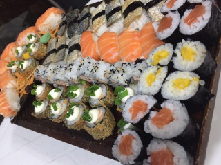 TatÁ Sushi