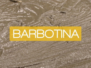 Casa De Barro