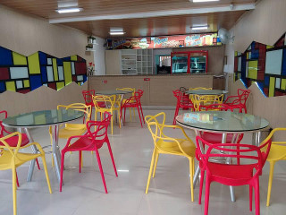 Snack Pizzaria E Lanchonete