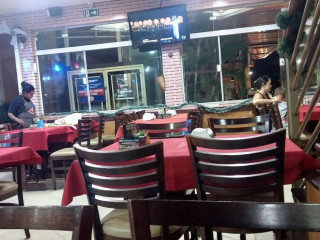 Zucatus Choperia Pizzaria